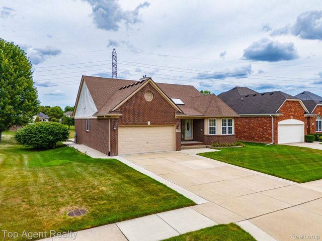 40580 Long Horn Drive, Sterling Heights, MI 48313