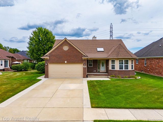 40580 Long Horn Drive, Sterling Heights, MI 48313