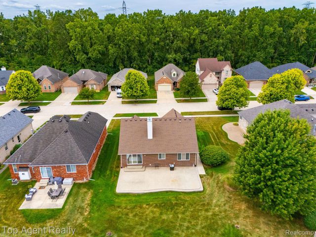 40580 Long Horn Drive, Sterling Heights, MI 48313