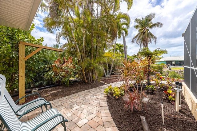 11361 Argentine CT, Bokeelia, FL 33922