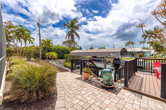 11361 Argentine CT, Bokeelia, FL 33922