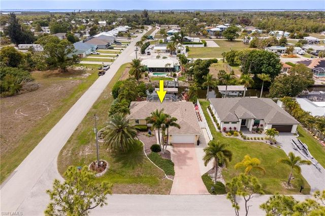 11361 Argentine CT, Bokeelia, FL 33922