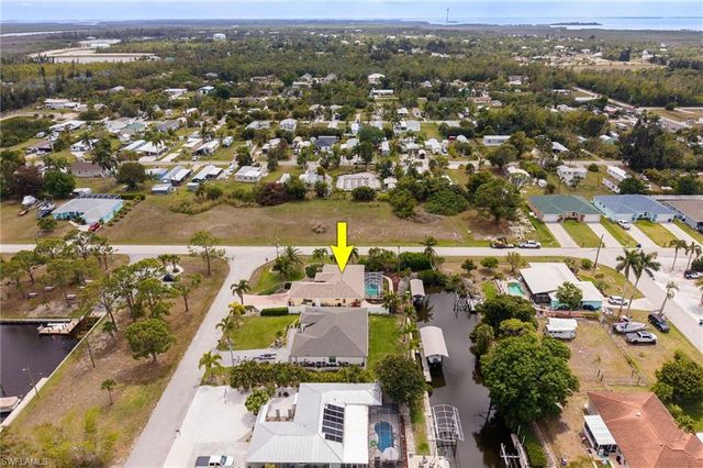 11361 Argentine CT, Bokeelia, FL 33922