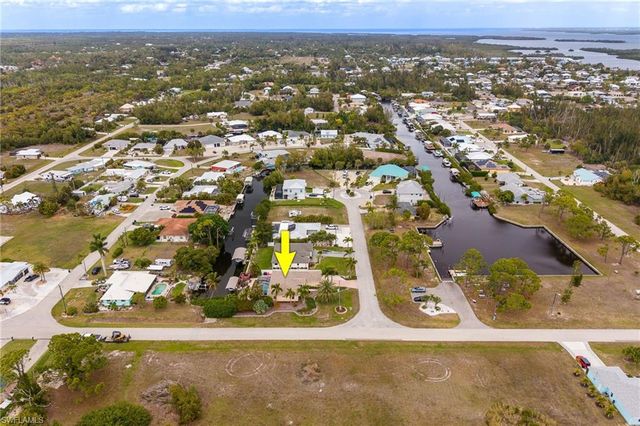 11361 Argentine CT, Bokeelia, FL 33922