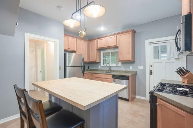 1118 Adams Street NE, Minneapolis, MN 55413