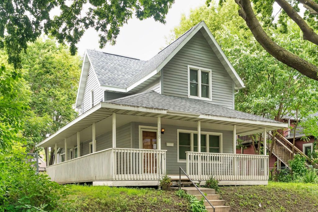 1118 Adams Street NE, Minneapolis, MN 55413