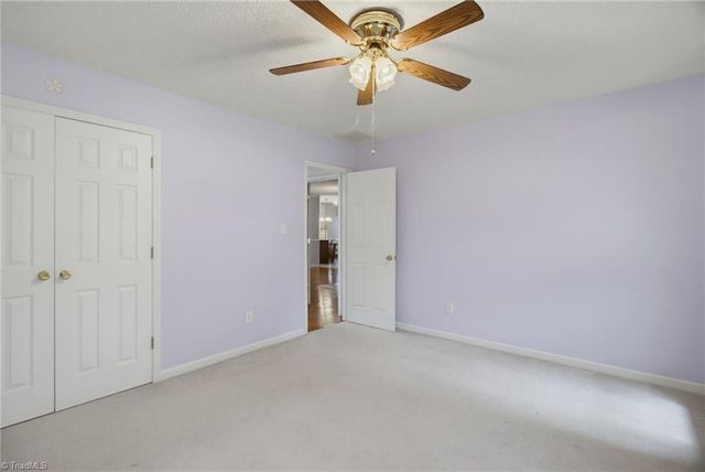 521 Lowergate Lane, Kernersville, NC 27284