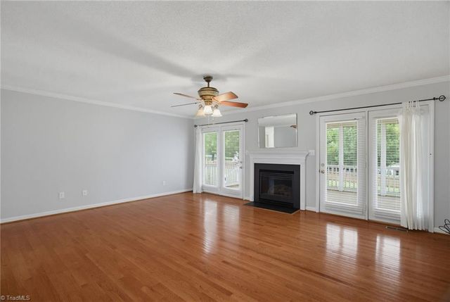 521 Lowergate Lane, Kernersville, NC 27284