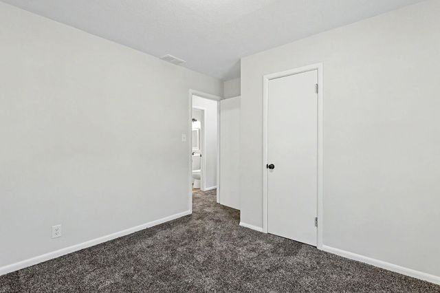 617 W 4th, Haysville, KS 67060