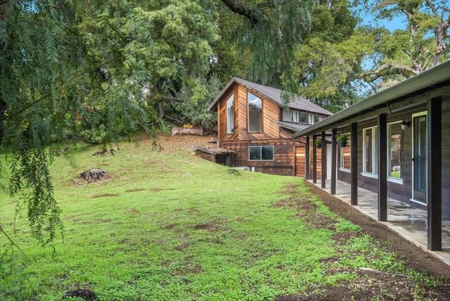 22301 Rolling Hills Road, Saratoga, CA 95070