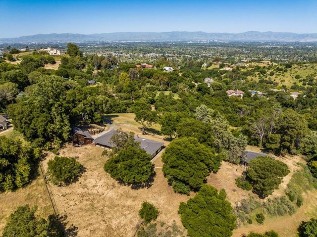 22301 Rolling Hills Road, Saratoga, CA 95070