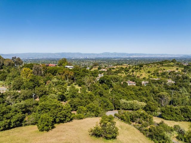 22301 Rolling Hills Road, Saratoga, CA 95070