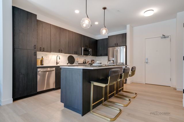 750 Hawthorn Row 1159, Vernon Hills, IL 60061