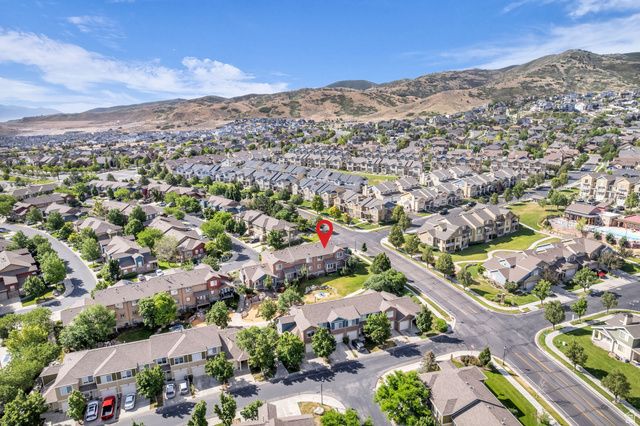 5086 W WIND ROCK LN, Herriman, UT 84096