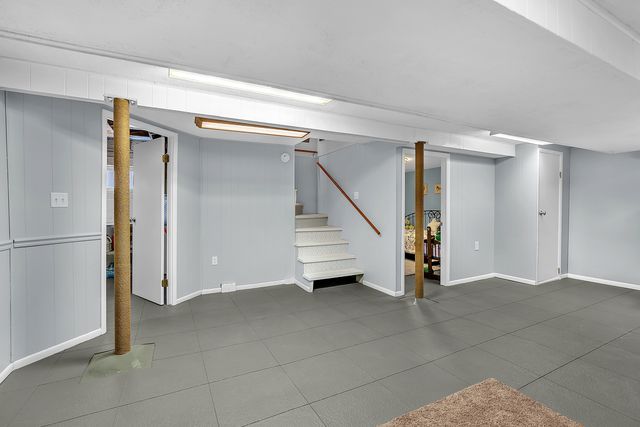 17803 Escanaba Avenue, Lansing, IL 60438