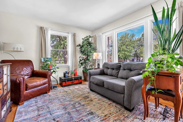 17803 Escanaba Avenue, Lansing, IL 60438