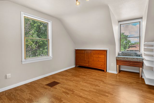 17803 Escanaba Avenue, Lansing, IL 60438