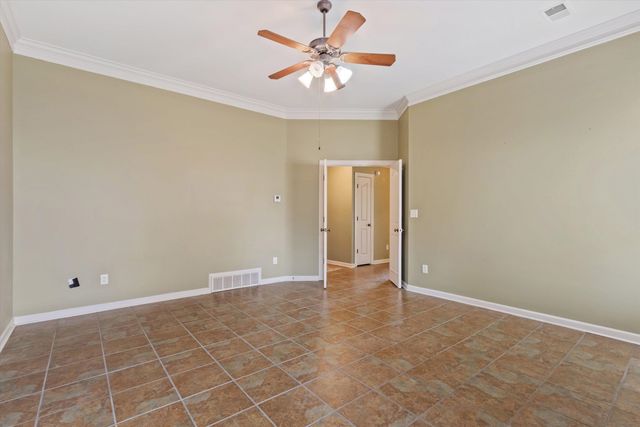 8955 RIVER PINE DR, Cordova, TN 38016