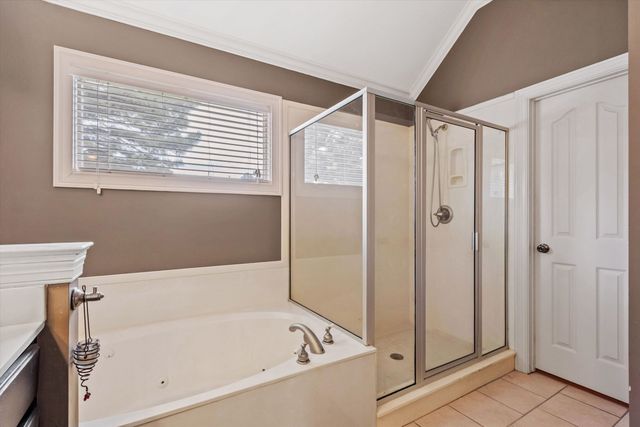 8955 RIVER PINE DR, Cordova, TN 38016