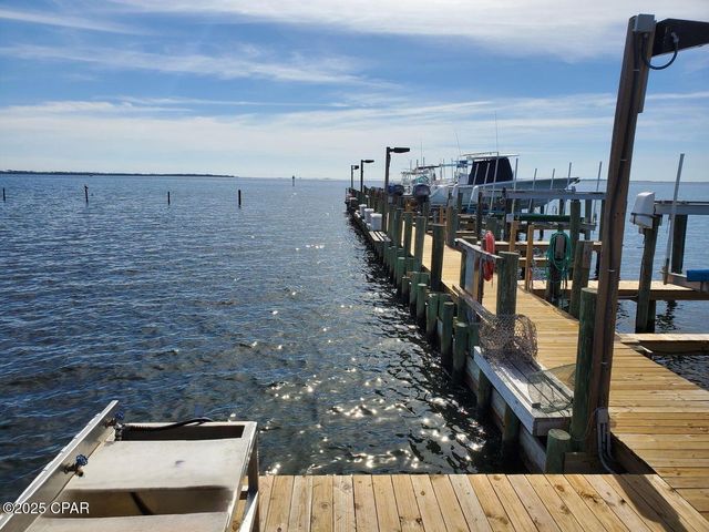 2100 W Beach Drive H103, Panama City, FL 32401