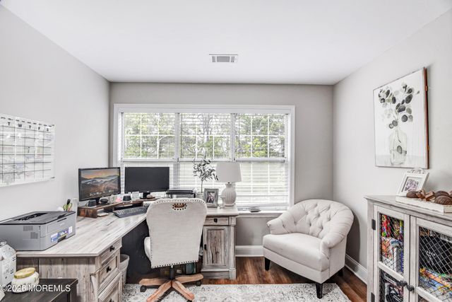 520 Waters Edge Drive 520, Toms River, NJ 08753