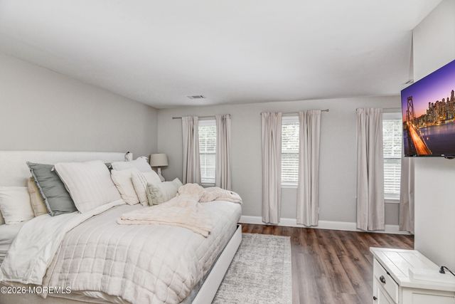 520 Waters Edge Drive 520, Toms River, NJ 08753