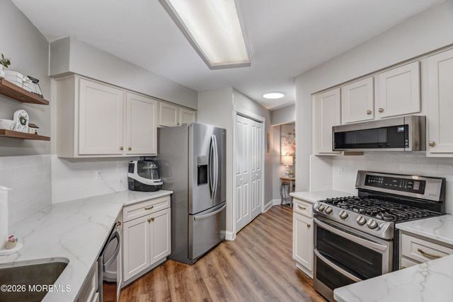 520 Waters Edge Drive 520, Toms River, NJ 08753