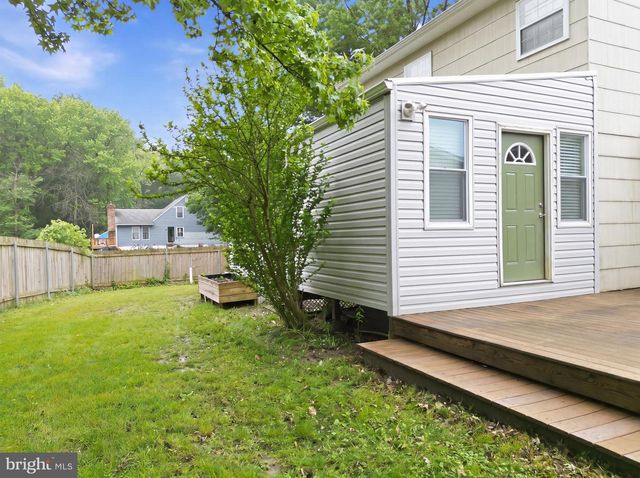 36 MIDLAND DR, Newark, DE 19713