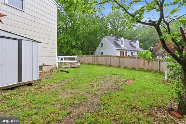 36 MIDLAND DR, Newark, DE 19713