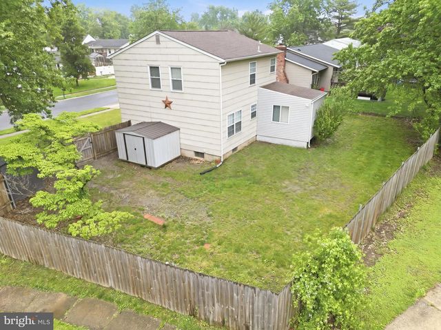 36 MIDLAND DR, Newark, DE 19713