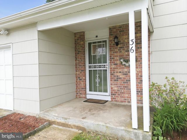 36 MIDLAND DR, Newark, DE 19713