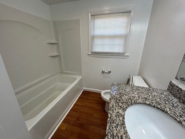 85 Emmet 85, Brockton, MA 02302