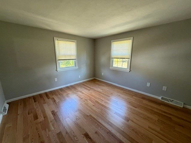 85 Emmet 85, Brockton, MA 02302