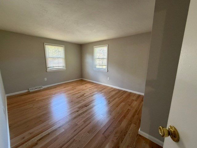 85 Emmet 85, Brockton, MA 02302