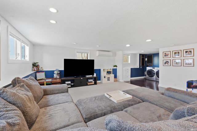 9166 Auburn Road, Fort Wayne, IN 46825