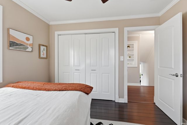 9166 Auburn Road, Fort Wayne, IN 46825