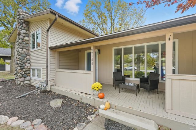 9166 Auburn Road, Fort Wayne, IN 46825