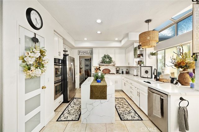 40027 Gibraltar, Murrieta, CA 92562