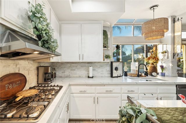 40027 Gibraltar, Murrieta, CA 92562