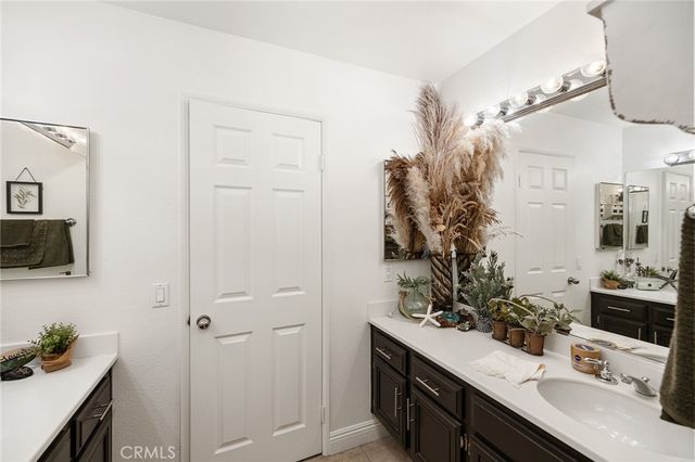 40027 Gibraltar, Murrieta, CA 92562