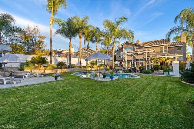 40027 Gibraltar, Murrieta, CA 92562