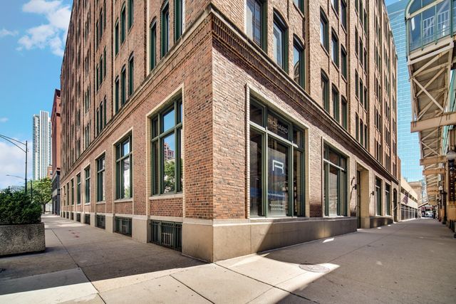 566 W Lake Street, Chicago, IL 60661