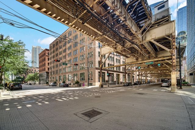 566 W Lake Street, Chicago, IL 60661