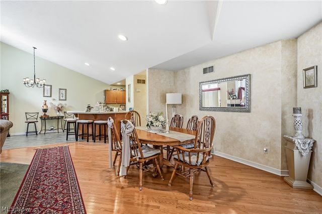 105 Nicklaus Drive, Warren, OH 44484