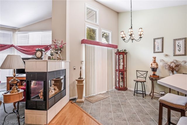 105 Nicklaus Drive, Warren, OH 44484