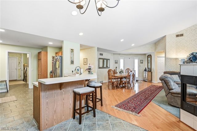 105 Nicklaus Drive, Warren, OH 44484