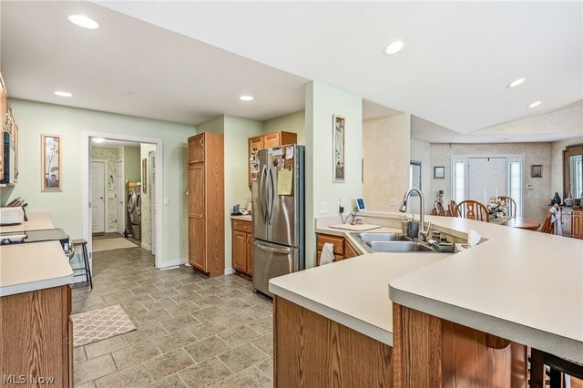 105 Nicklaus Drive, Warren, OH 44484