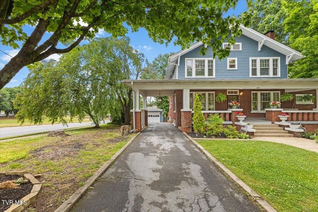 834 West Locust Street, Johnson City, TN 37604