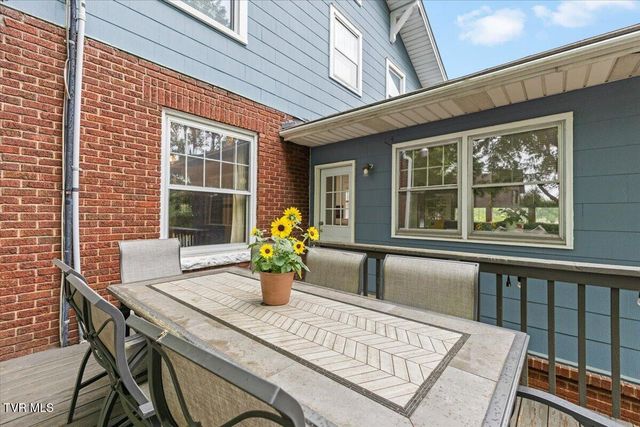 834 West Locust Street, Johnson City, TN 37604