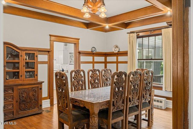 834 West Locust Street, Johnson City, TN 37604